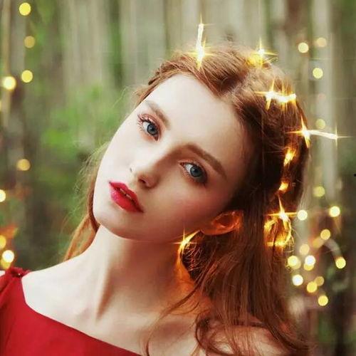 欧美三岁女孩图片,童趣盎然,笑靥如花